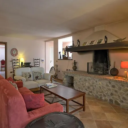 Sleeps 10 Pool Wifi * Fabro