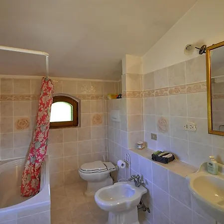 Sleeps 10 Pool Wifi Villa